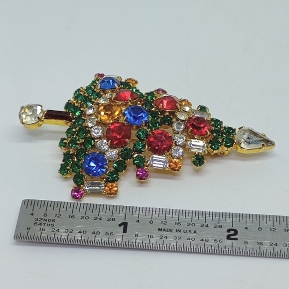 * vintage Warner Christmas Tree pin brooch AND clip on earrings SET - Picture 2 of 10